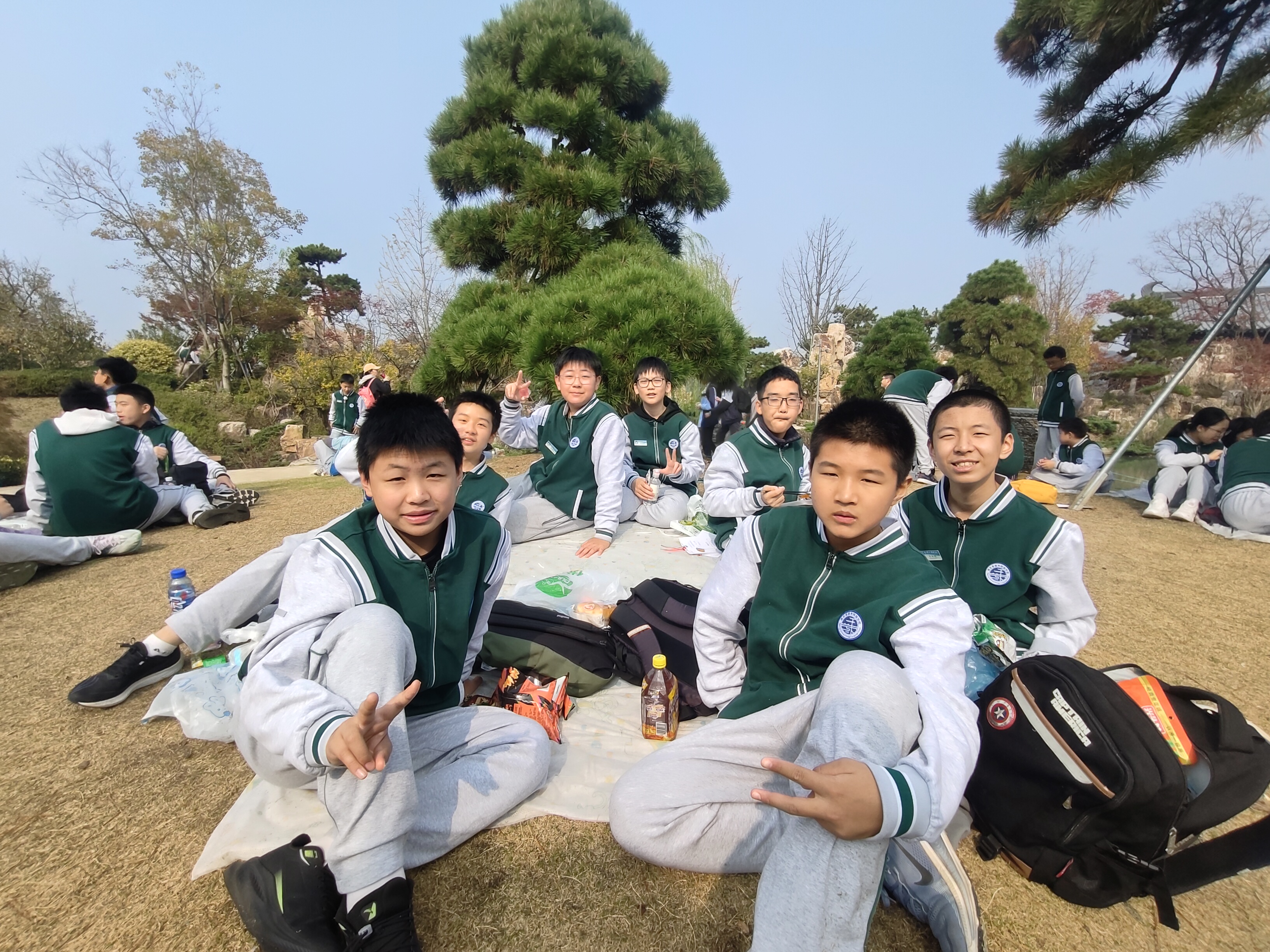 探寻苏韵，筑梦园博：秦淮外国语学校秋日研学开启文化之旅