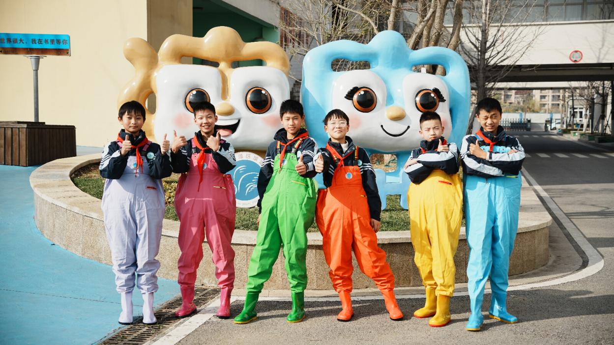 “滨”纷渔跃 芦娃舒展 ——高淳区滨湖小学首届农渔文化节