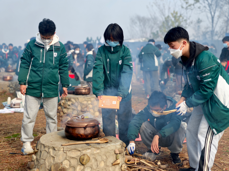 趣享自然野趣 共赴青春之约——南师附中高淳学校八年级赴水慢城野炊活动纪实