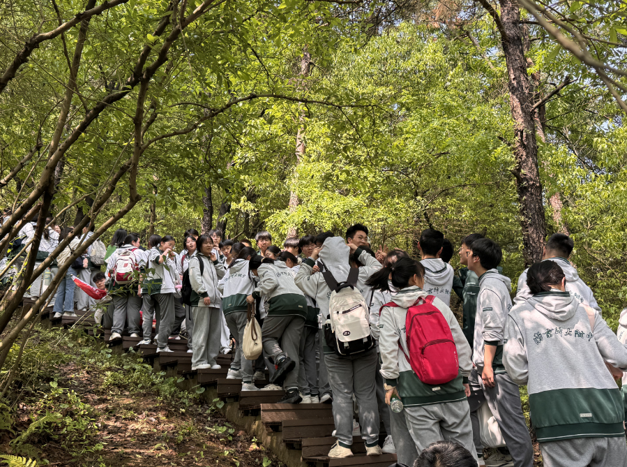 山水润心 书香启志——南师附中高淳学校初三年级举行励志研学活动