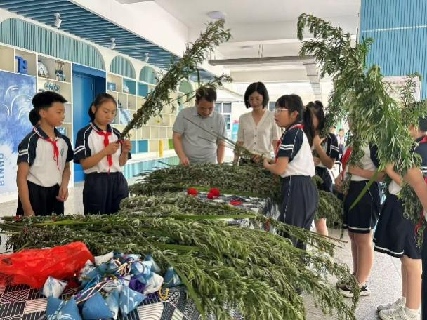 童心粽意 联融万家 高淳区滨湖小学“庆六一·迎端午”主题活动