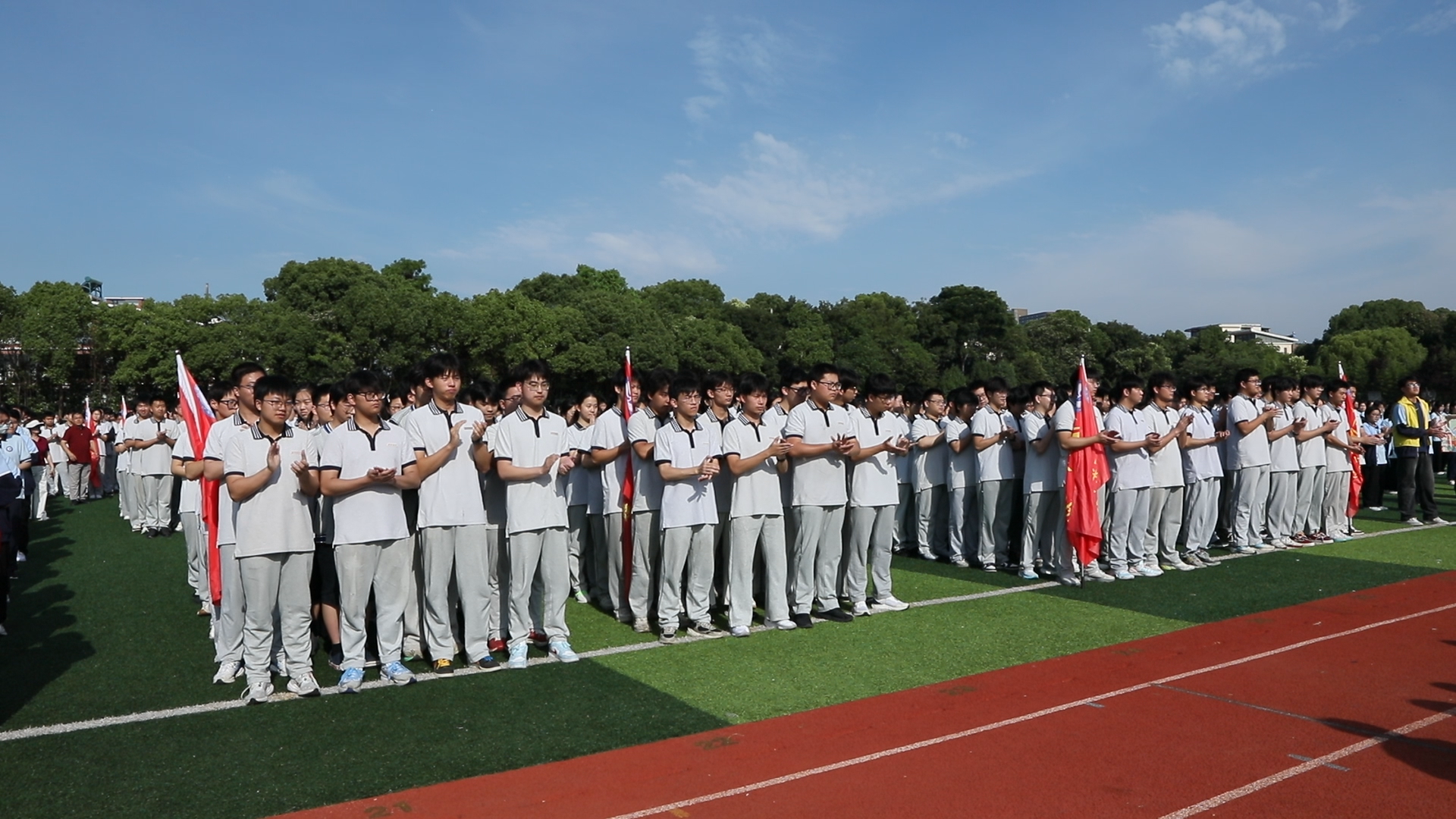 旗开得胜,金榜题名 南京市临江高级中学举行2026届高三高考壮行仪式